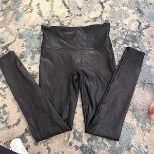 Spanx faux leather med